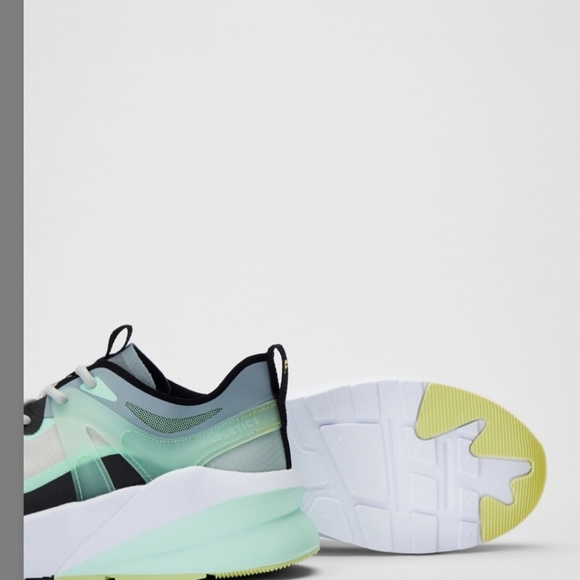 Fabletics Cheviot Performance Sneaker Mint NIB 6 - Picture 3 of 8